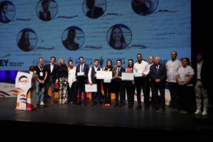 La Universidad de Vigo gana la Liga Española de Debate Universitario en Melilla